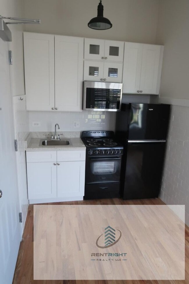 property at 4526 N Sheridan Rd