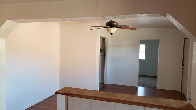 407 E Mathews St in Roswell, NM - Building Photo - Building Photo