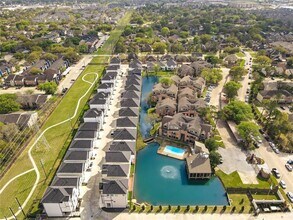 1905 Pueblo Nuevo Path in Houston, TX - Building Photo - Building Photo