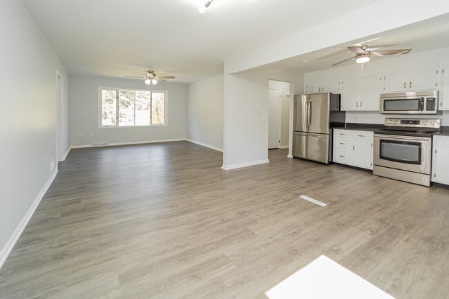 3800 Farmersville Rd, Unit 2 in Easton, PA - Building Photo - Building Photo