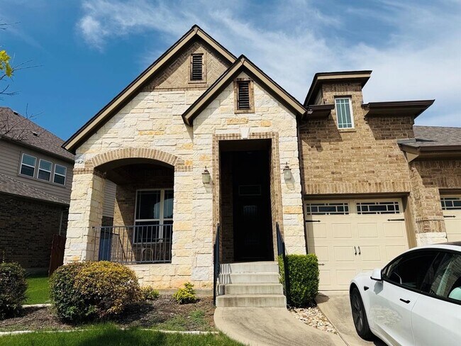 325 Navigator Dr in Austin, TX - Building Photo - Building Photo