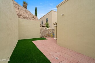 5721 Caprock Ct in El Paso, TX - Building Photo - Building Photo