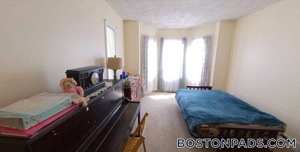 20 Norumbega Terrace in Waltham, MA - Building Photo - Building Photo