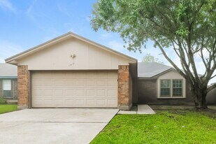 1010 Hickory Post Ct in Tomball, TX - Building Photo