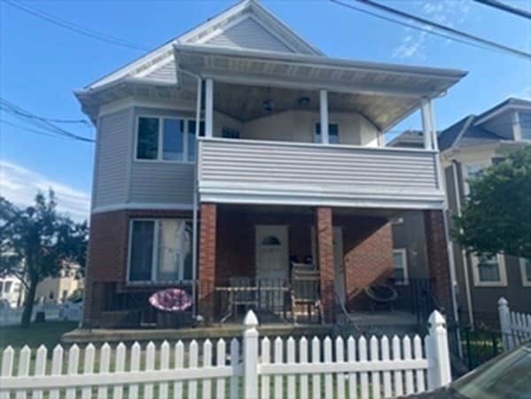 property at 8 Porter St
