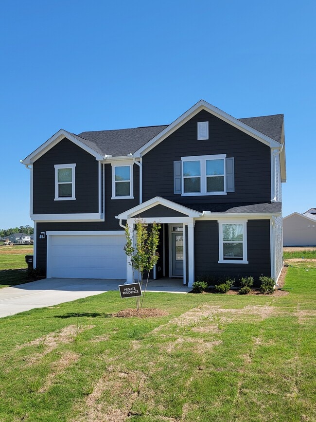 645 Thomas Gage Dr in Fuquay Varina, NC - Building Photo - Building Photo
