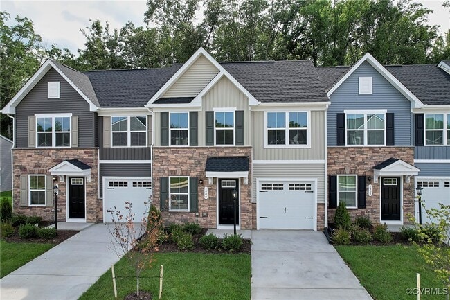 5400 Addison Gate Dr in Richmond, VA - Building Photo - Building Photo
