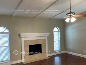 1217 Lombardy Dr in Plano, TX - Foto de edificio - Building Photo