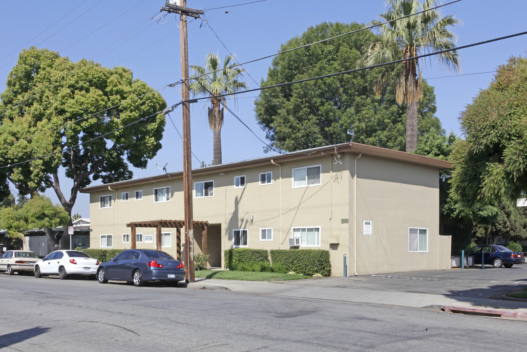 Sojo Apartments in San Jose, CA - Building Photo