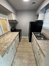 2441 Spring Park Rd in Jacksonville, FL - Building Photo - Building Photo