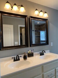 16654 Holy Cross Ln photo'