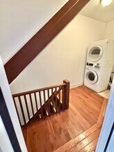 1025 Mount Vernon St, Unit 2 in Philadelphia, PA - Foto de edificio - Building Photo