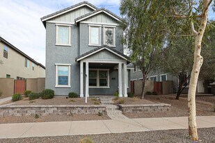 2044 W Trotter Trail in Phoenix, AZ - Building Photo