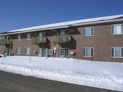 Edgewood Estates Apartment Complex in White Lake, WI - Building Photo