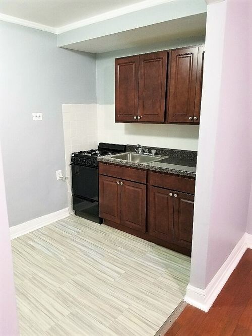 6930 N Greenview Ave-Unit -510 in Chicago, IL - Building Photo - Building Photo