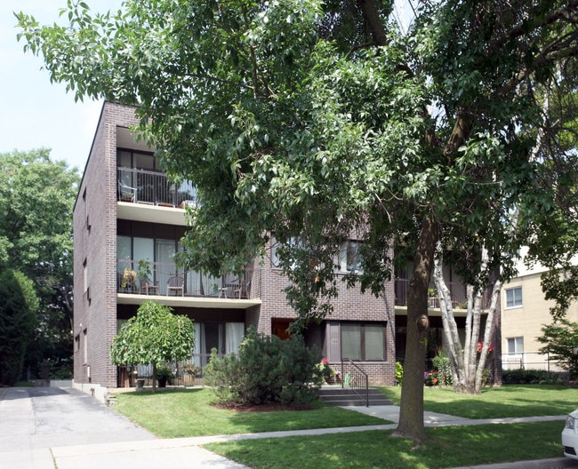 166 Sherwood Ave in Toronto, ON - Building Photo - Building Photo