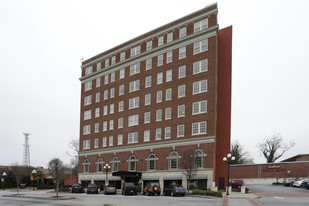 The Calhoun Lofts Apartments