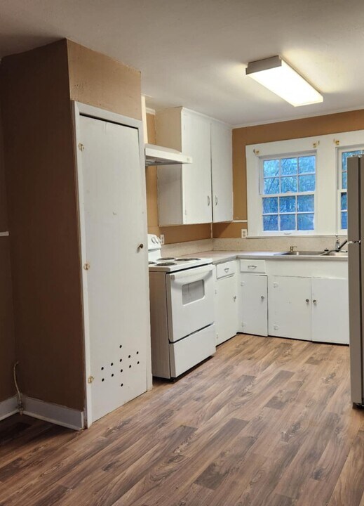 412 W Kentucky Ave in Vivian, LA - Building Photo