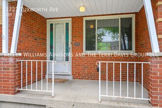 1723 Tuxworth Ave in Cincinnati, OH - Building Photo - Building Photo