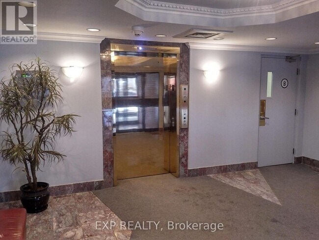 309 Cumberland St in Ottawa, ON - Building Photo - Building Photo