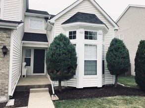 1428 Foxmoor Ln in Elgin, IL - Building Photo - Building Photo