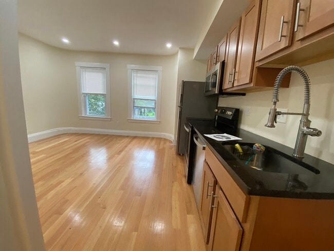 153 Franklin St in Framingham, MA - Building Photo - Building Photo