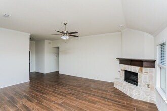 605 Long Prairie Dr in Royse City, TX - Building Photo - Building Photo