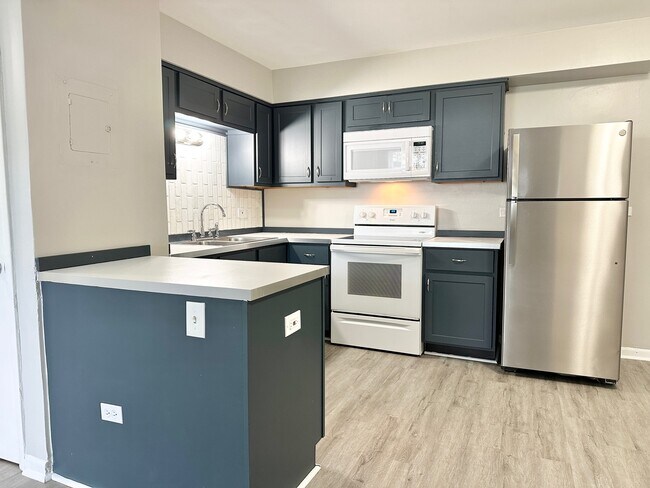 9709 W Lorraine Dr in Countryside, IL - Building Photo - Building Photo