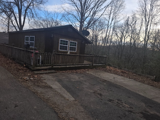 property at 1960 Saddleback Dr