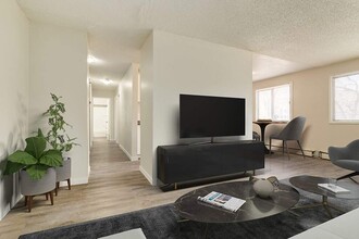 Forest Apartments in Edmonton, AB - Building Photo - Building Photo