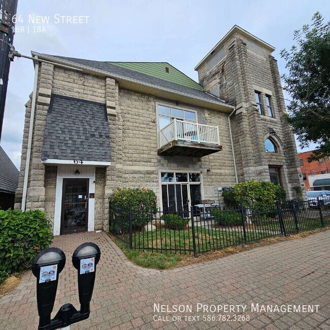 property at 64 New St