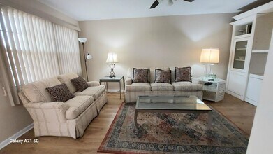 2044 Yarmouth E in Boca Raton, FL - Building Photo - Building Photo