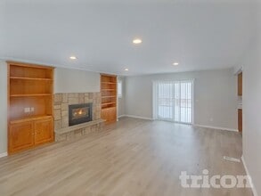 6737 Upper 162nd St W in Rosemount, MN - Building Photo - Building Photo