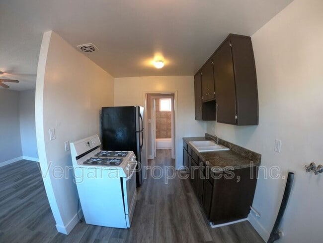 property at 1083 E 7th St