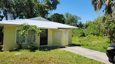 512 N 8th St in Palatka, FL - Building Photo - Building Photo