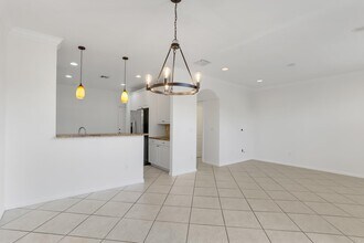 4719 N Prive Cir in Delray Beach, FL - Building Photo - Building Photo