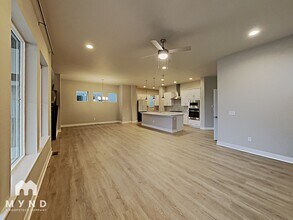 6047 N Netherland Ct in Aurora, CO - Building Photo - Building Photo