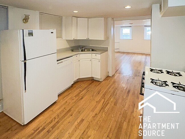 property at 3309 N Southport Ave