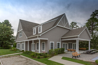 Fairfield Townhouses At Ridge in Ridge, NY - Building Photo - Building Photo