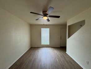 4405 Abigail Dr in Killeen, TX - Foto de edificio - Building Photo