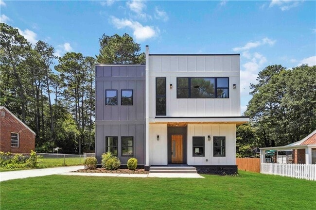 property at 1554 Columbia Cir