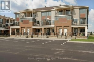 292 Zenith Private in Ottawa, ON - Building Photo