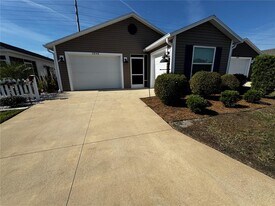 5846 Bamboo Ave in the Villages, FL - Building Photo