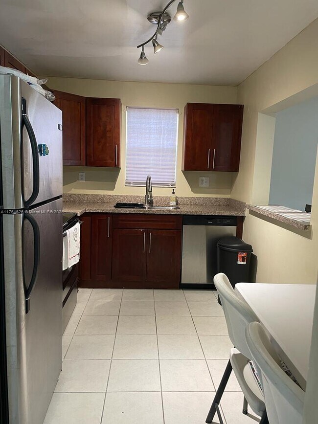 4167 NW 90th Ave, Unit 101 in Coral Springs, FL - Building Photo - Building Photo