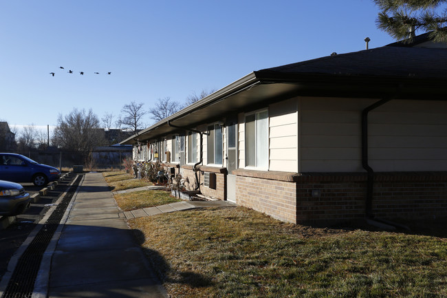 Kearney Plaza Apartments