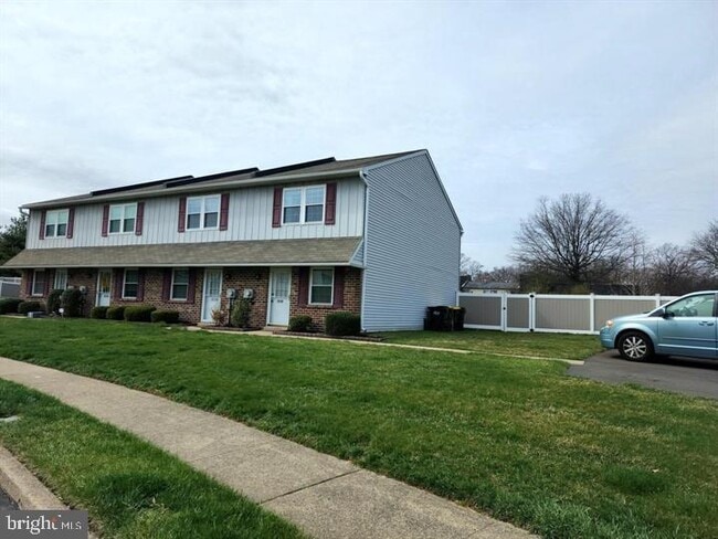 4540 Rosemarie Dr in Bensalem, PA - Building Photo - Building Photo
