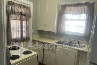 509 SW 5th St in Topeka, KS - Building Photo - Building Photo