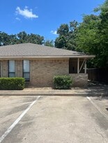 1401 Lackey Ct in Irving, TX - Building Photo