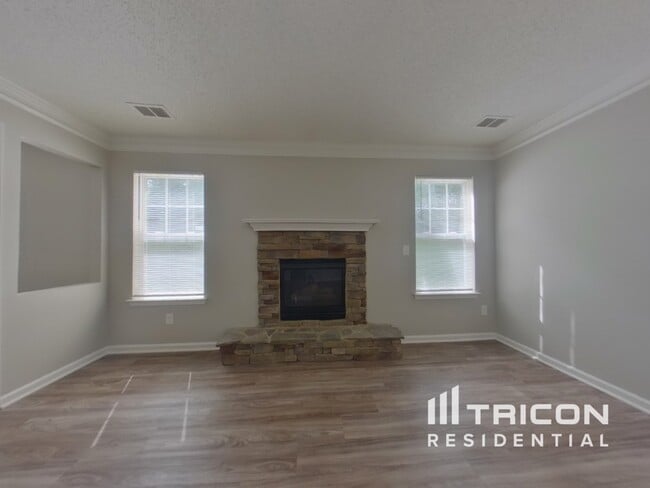 825 Raindrops Rd in Gastonia, NC - Building Photo - Building Photo