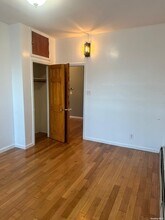 27-32 12th St in Queens, NY - Building Photo - Building Photo